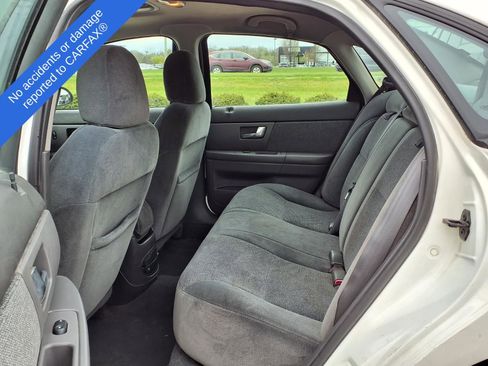 Used 2000 Ford Taurus SES FWD image 11