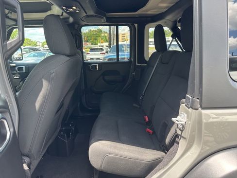 Used 2021 Jeep Wrangler Unlimited Sport AWD/4WD image 22