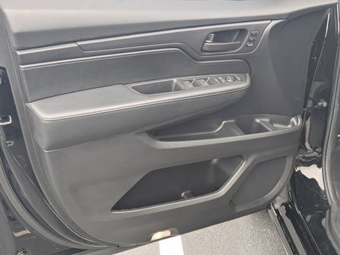Used 2025 Honda Odyssey Sport-L image 10