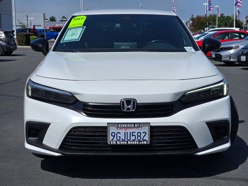 Used 2023 Honda Civic Sport image 2