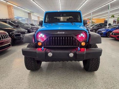 Used 2017 Jeep Wrangler Sport w/ Quick Order Package 24S AWD/4WD image 3