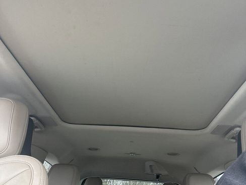 Used 2022 Lincoln Navigator Reserve AWD/4WD image 6