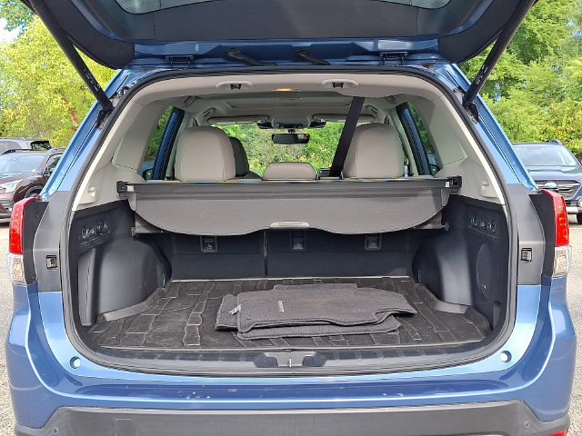 Used 2023 Subaru Forester Limited AWD/4WD image 29