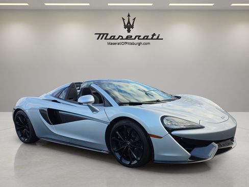Used 2018 McLaren 570S Spider RWD image 39
