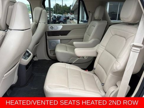 Used 2021 Lincoln Navigator Reserve w/ Luxury Package AWD/4WD image 17
