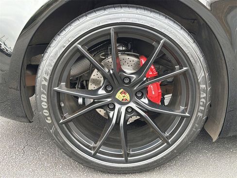 Used 2018 Porsche 718 Cayman image 16