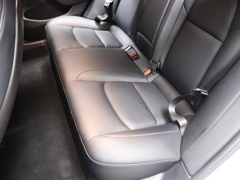 Used 2023 Tesla Model 3 Standard Range image 28