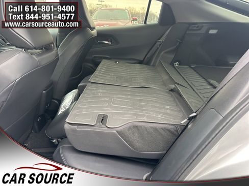 Used 2025 Toyota Prius Limited image 18