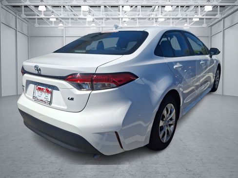 Used 2024 Toyota Corolla LE FWD image 3