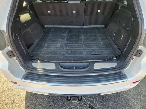 Used 2017 Jeep Grand Cherokee Overland w/ Jeep Active Safety Group image 31