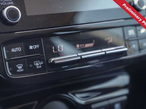 Used 2020 Toyota Prius LE FWD image 19