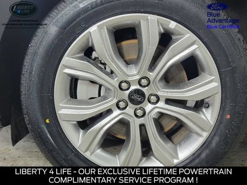 Used 2024 Ford Edge Titanium AWD/4WD image 12