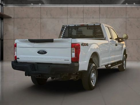Used 2019 Ford F250 XL w/ Power Equipment Group image 8