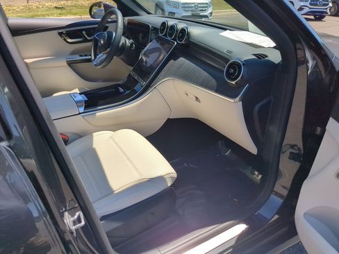 Certified 2024 Mercedes-Benz GLC 300 4MATIC image 38