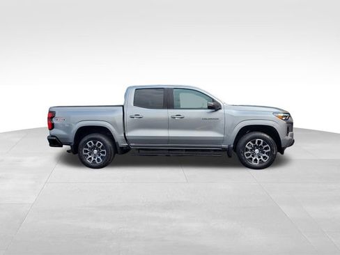 Used 2023 Chevrolet Colorado LT w/ LT Convenience Package III AWD/4WD image 6