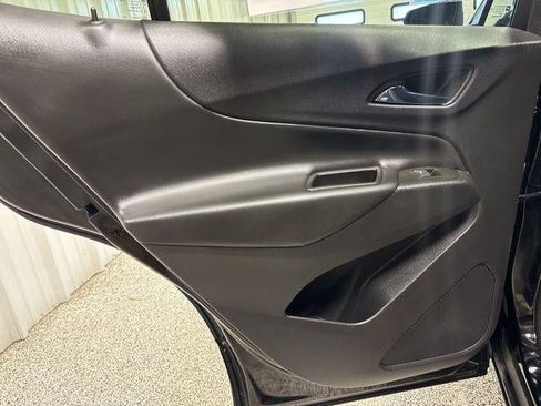 Used 2023 Chevrolet Equinox LT image 24