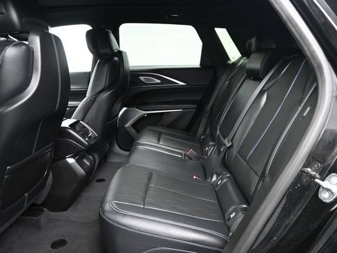 Certified 2025 Cadillac Lyriq Luxury AWD/4WD image 13