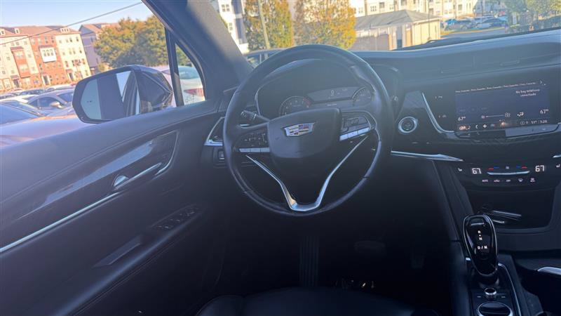Used 2022 Cadillac XT6 Premium Luxury AWD/4WD image 24