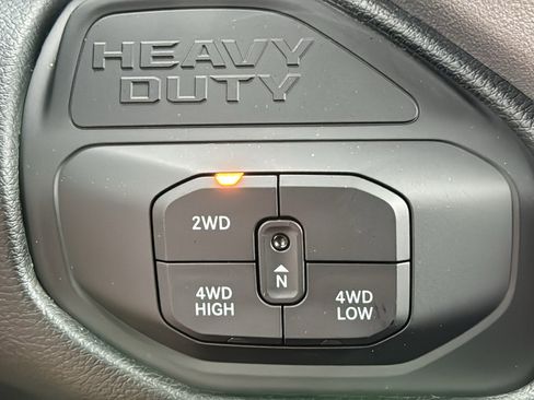 New 2026 RAM 2500 Laramie w/ Night Edition AWD/4WD image 31