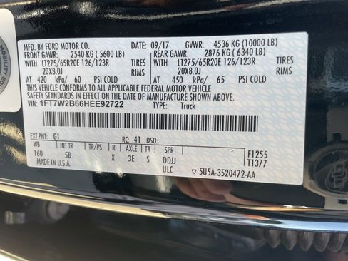 Used 2017 Ford F250 Lariat w/ Chrome Package image 43