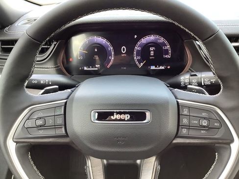 New 2026 Jeep Grand Cherokee Limited image 11