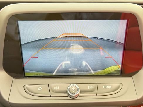 Used 2017 Chevrolet Camaro SS image 31