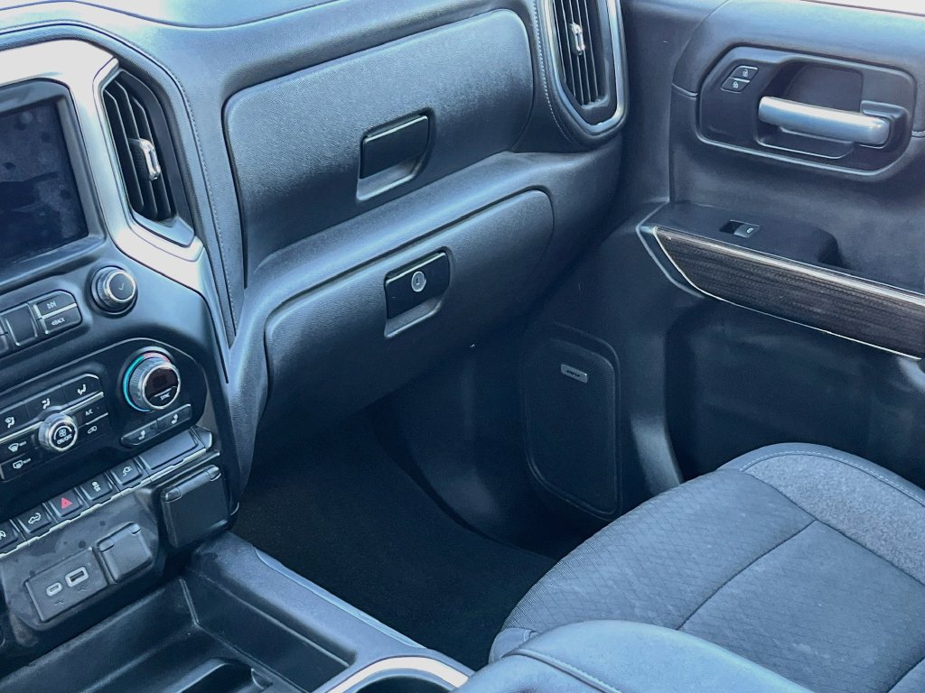 Used 2019 Chevrolet Silverado 1500 RST w/ All-Star Edition AWD/4WD image 23