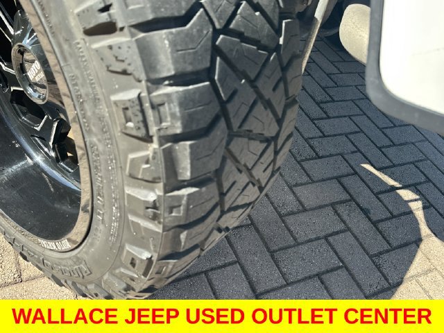Used 2021 Jeep Gladiator Overland AWD/4WD image 12
