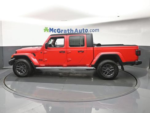 Used 2024 Jeep Gladiator Sport AWD/4WD image 23