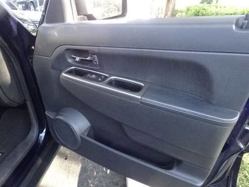 Used 2012 Jeep Liberty Limited w/ Comfort/Convenience Group image 29