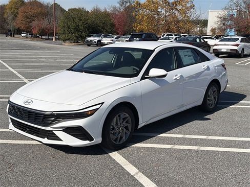 New 2026 Hyundai Elantra Blue image 3
