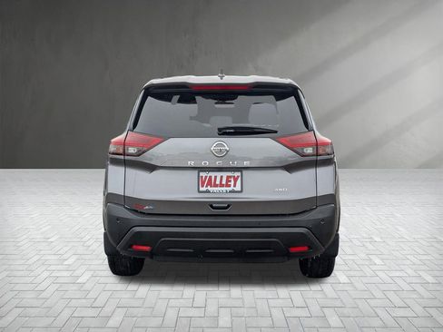 Used 2021 Nissan Rogue S image 6