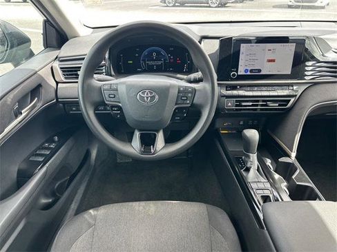 Certified 2025 Toyota Camry LE image 10