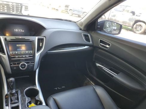 Used 2019 Acura TLX FWD image 14
