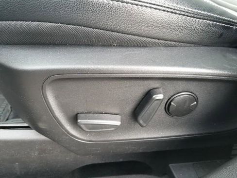 Certified 2023 Ford Escape Platinum w/ Premium Technology Package image 14