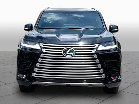 Used 2023 Lexus LX 600 4WD w/ Interior Upgrade Package image 4