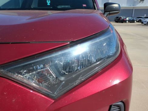 Certified 2021 Toyota RAV4 LE image 9