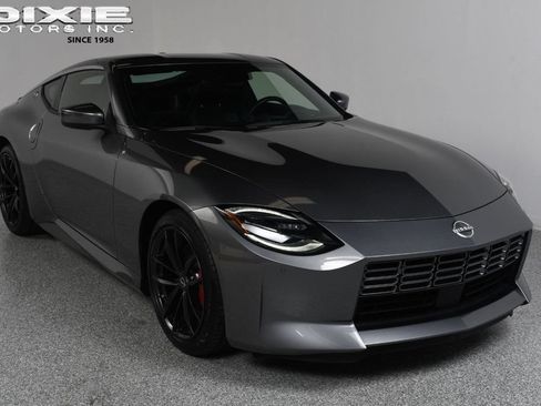 Used 2024 Nissan Z Performance w/ Floor Mat Package RWD image 1
