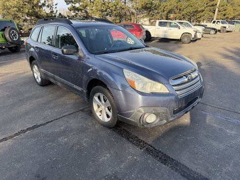 Used 2014 Subaru Outback 2.5i image 4