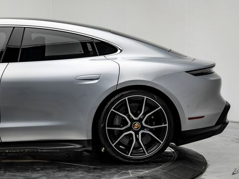 Used 2023 Porsche Taycan Turbo S w/ Premium Package image 7