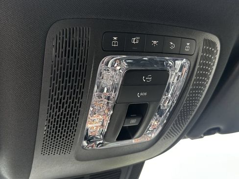 Certified 2025 Mercedes-Benz GLE 350 4MATIC image 32
