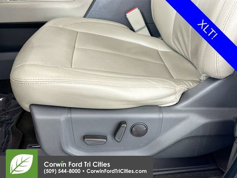 Used 2020 Ford Expedition Max XLT w/ Equipment Group 202A AWD/4WD image 24