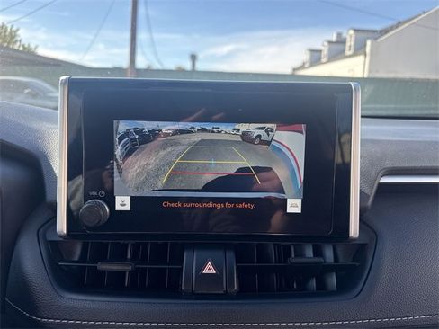 Used 2024 Toyota RAV4 XLE image 17