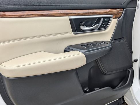 Certified 2022 Honda CR-V Touring image 13