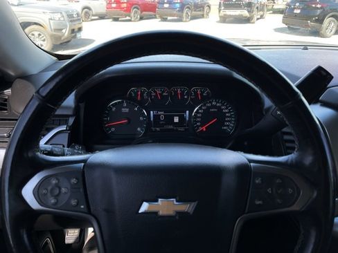 Used 2018 Chevrolet Suburban LT w/ Luxury Package image 13