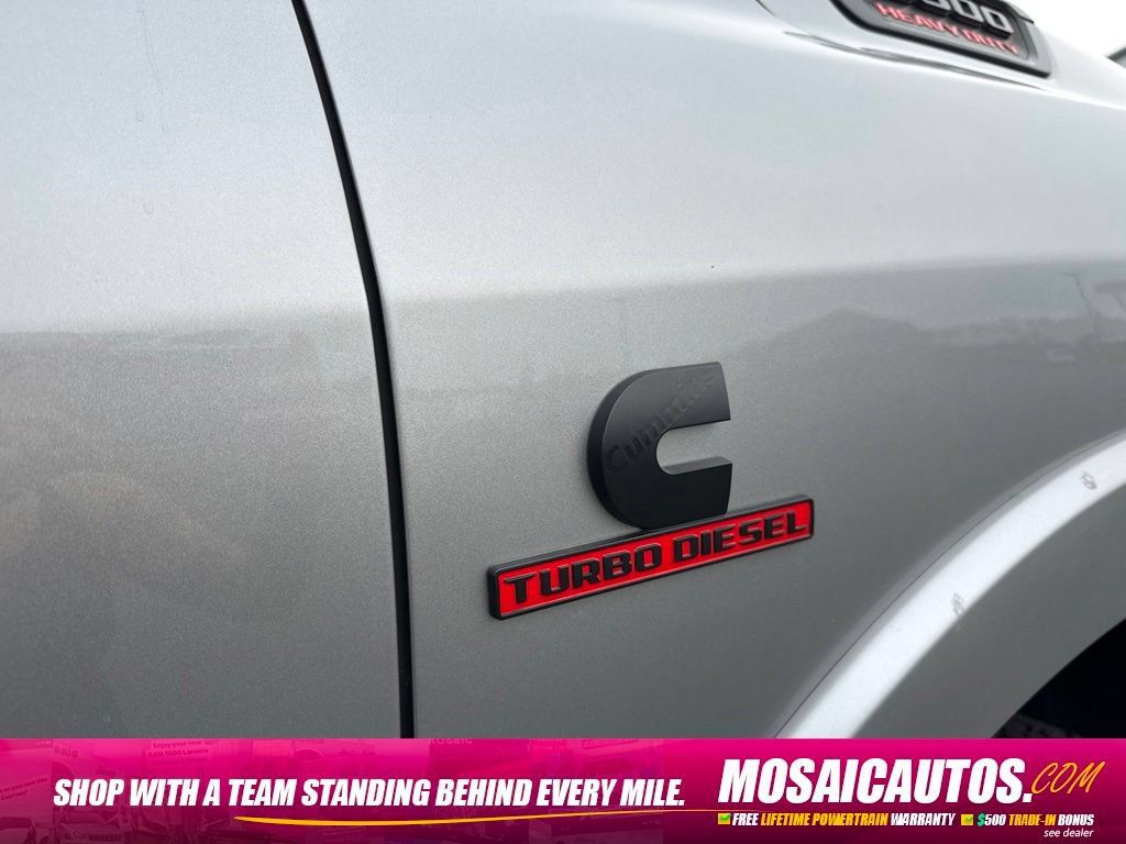 Used 2020 RAM 3500 Laramie AWD/4WD image 9