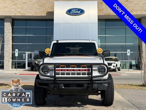 Used 2021 Ford Bronco Black Diamond image 2