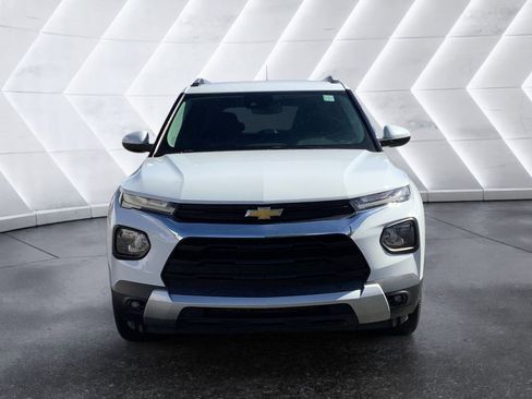 Used 2022 Chevrolet TrailBlazer LT w/ Convenience Package image 2