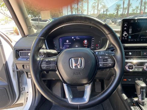 Used 2023 Honda Civic Touring image 11