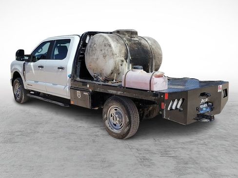 Used 2025 Ford F250 XL w/ XL Chrome Package image 7